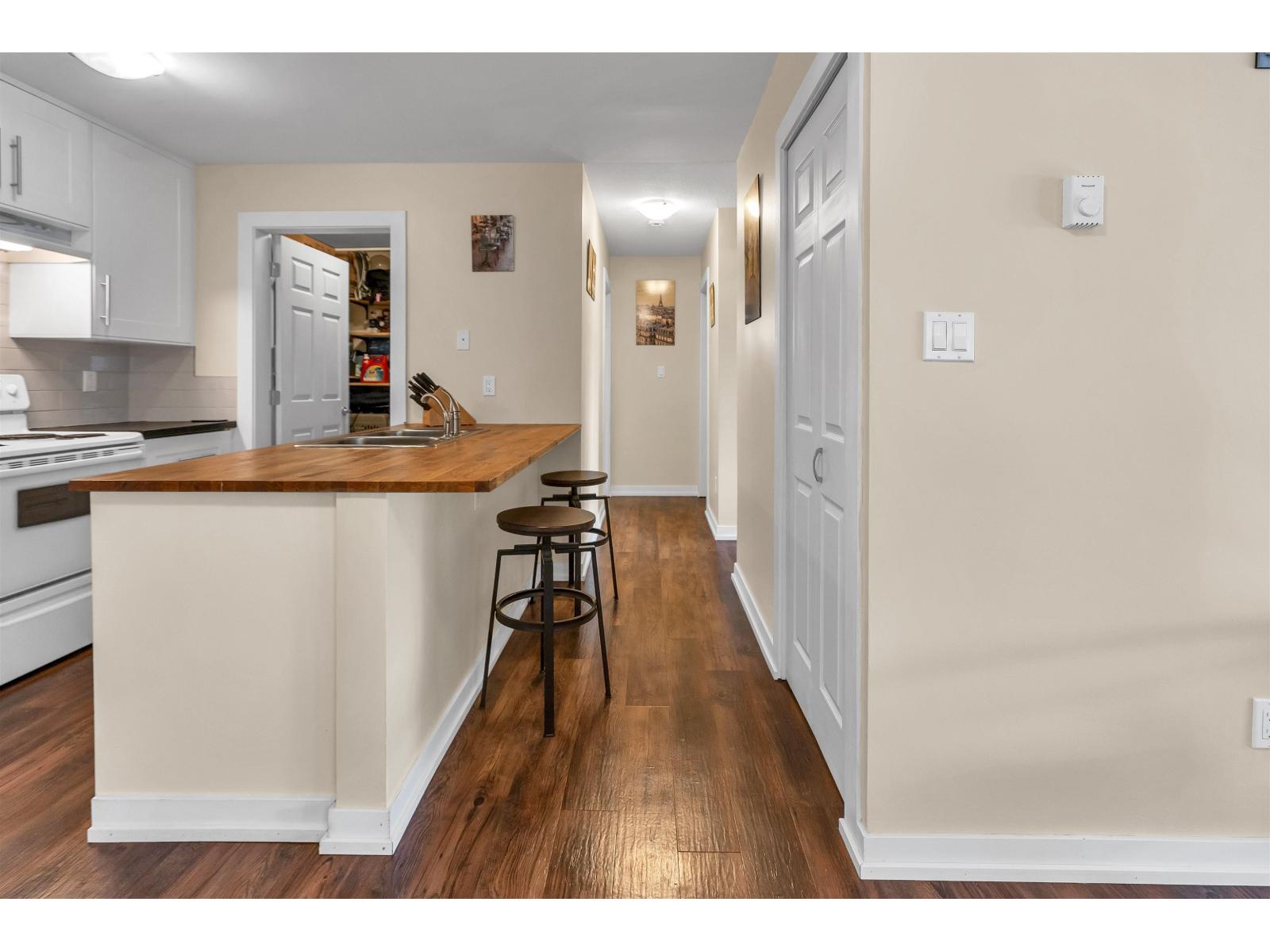 404 1750 MCKENZIE ROAD, Abbotsford