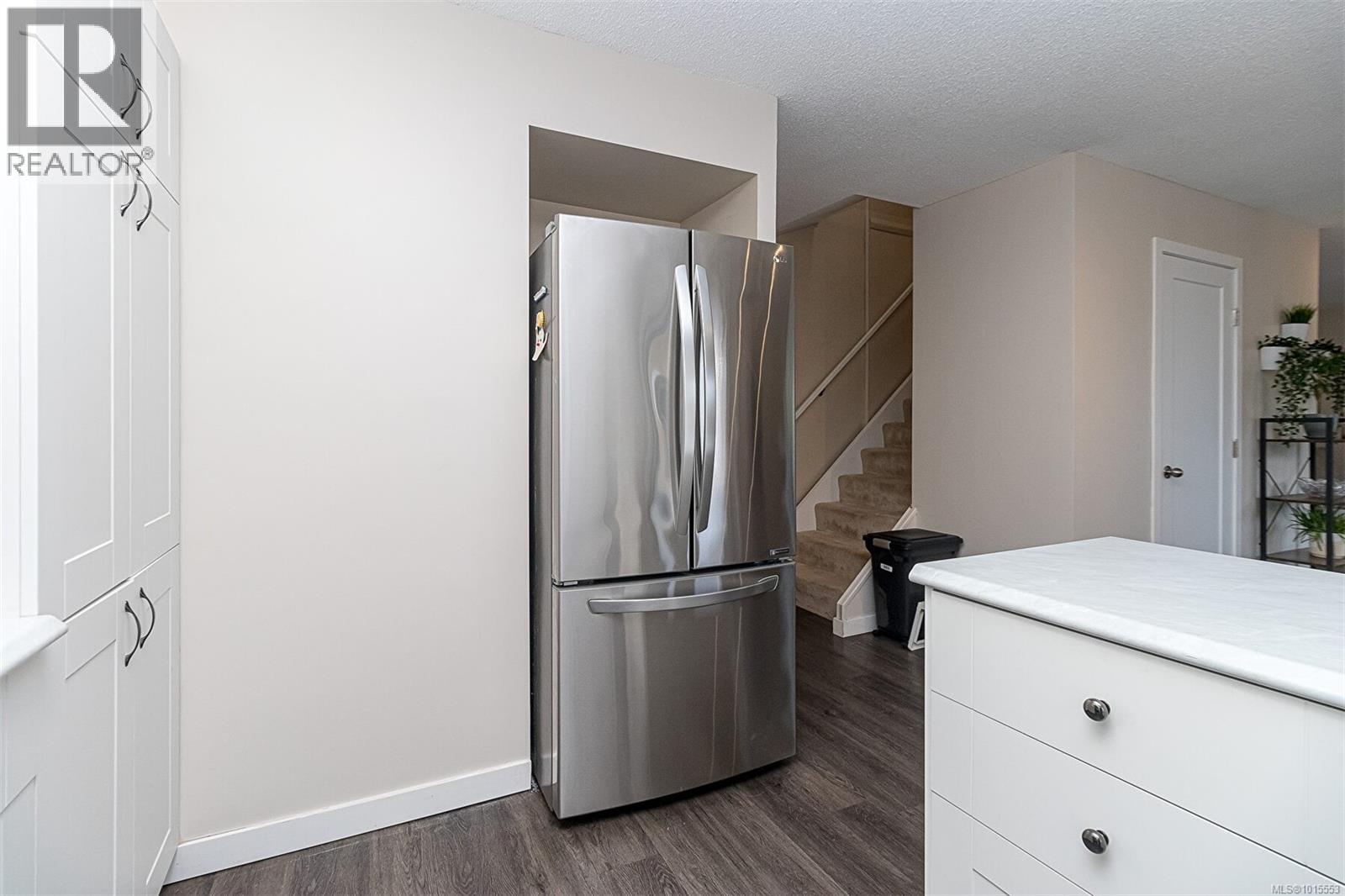 32 10070 Fifth St, Sidney