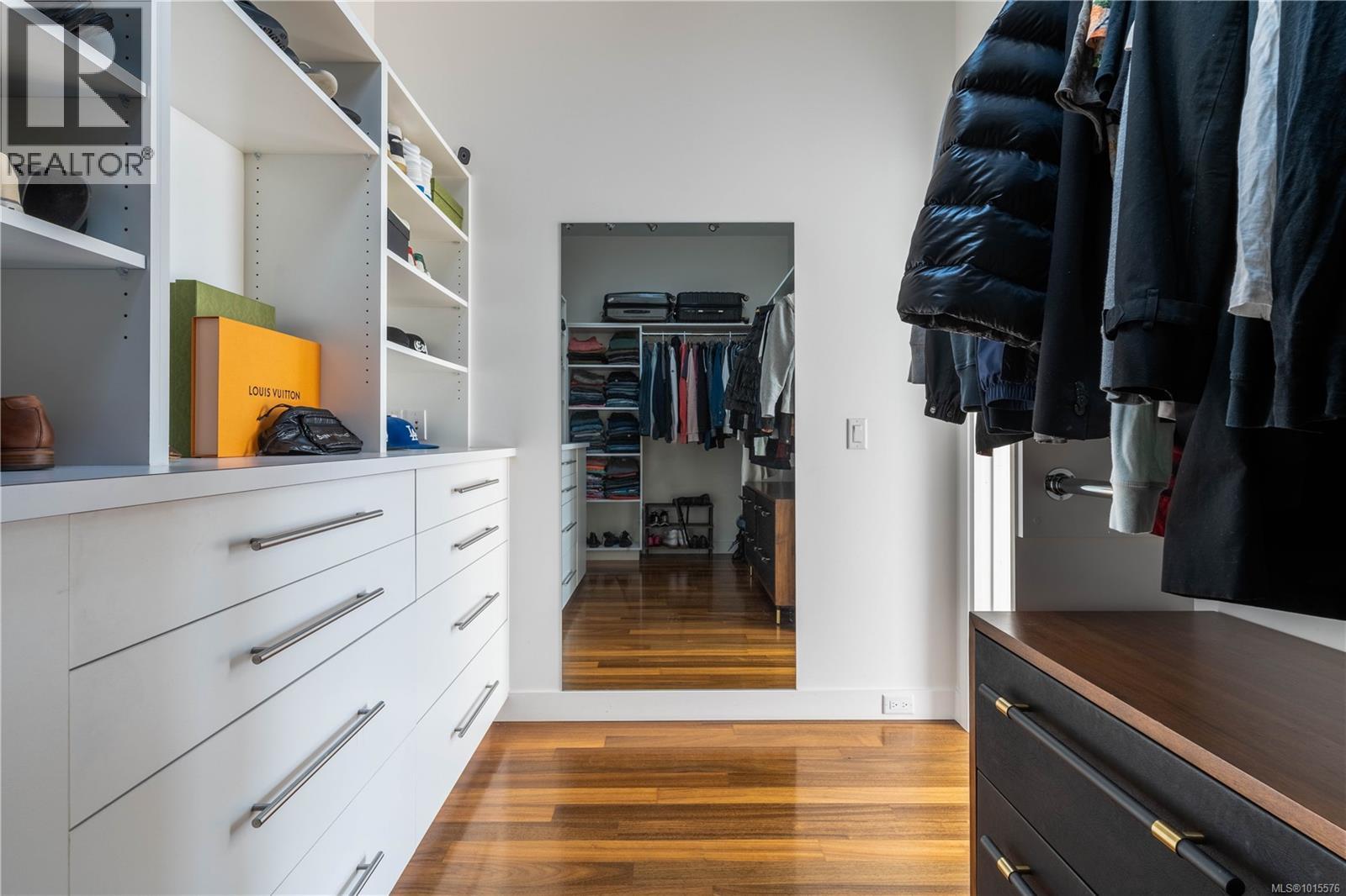 2086 Marne St - 17