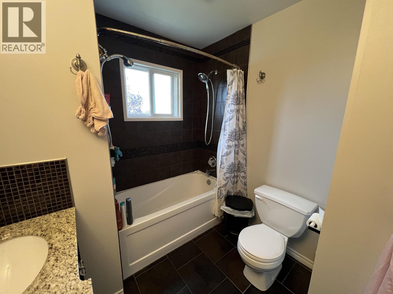 5524 48 STREET, Fort Nelson