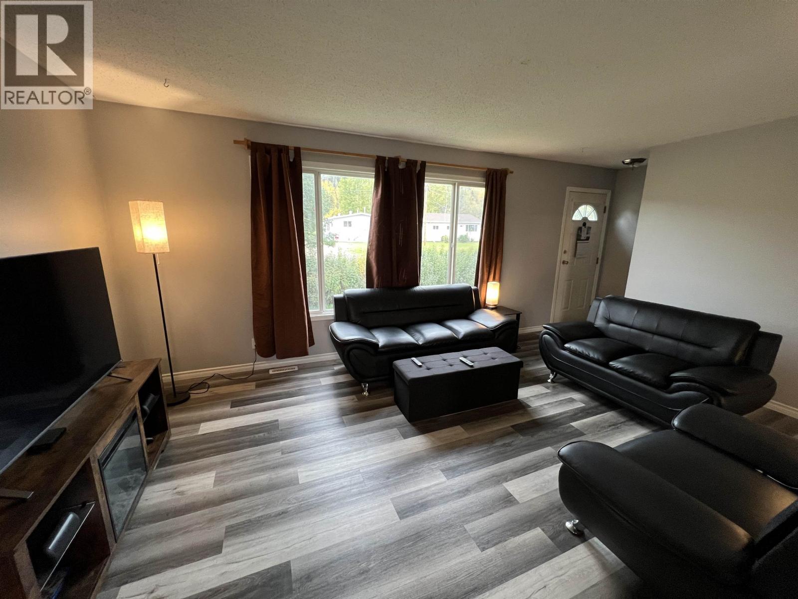 5524 48 STREET, Fort Nelson