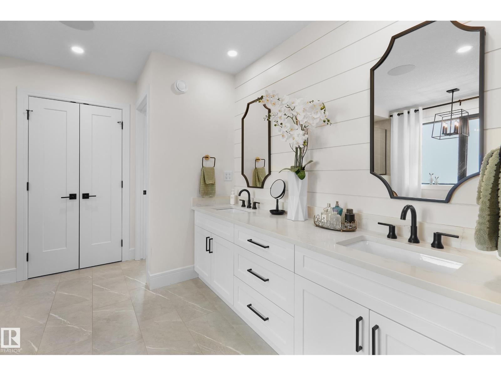 10934 131 ST NW, Edmonton