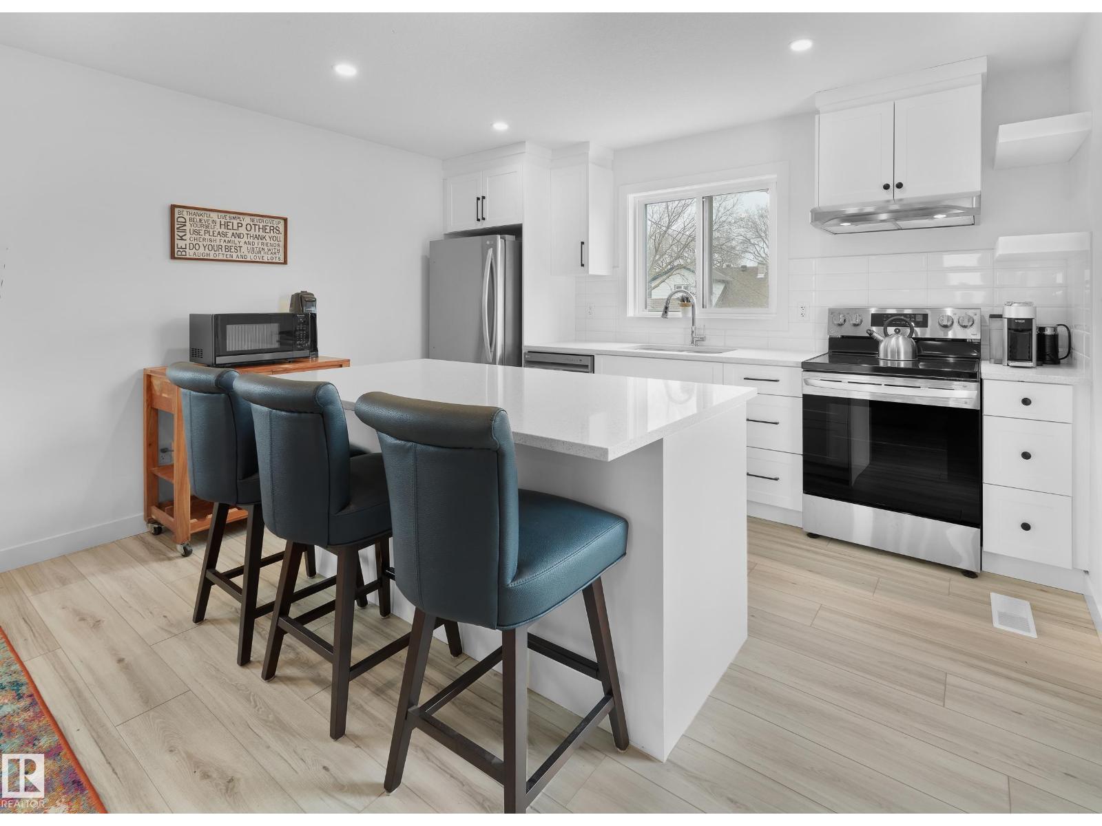 10934 131 ST NW, Edmonton