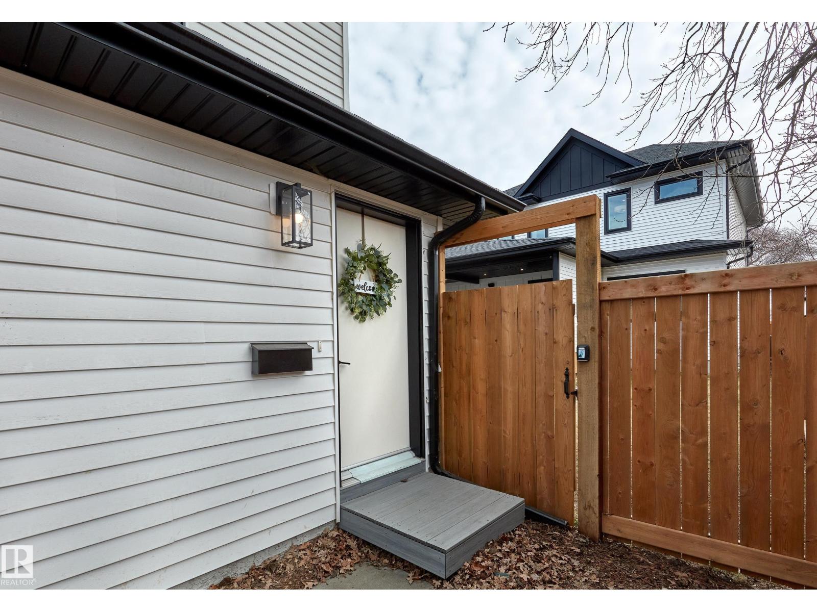 10934 131 ST NW, Edmonton