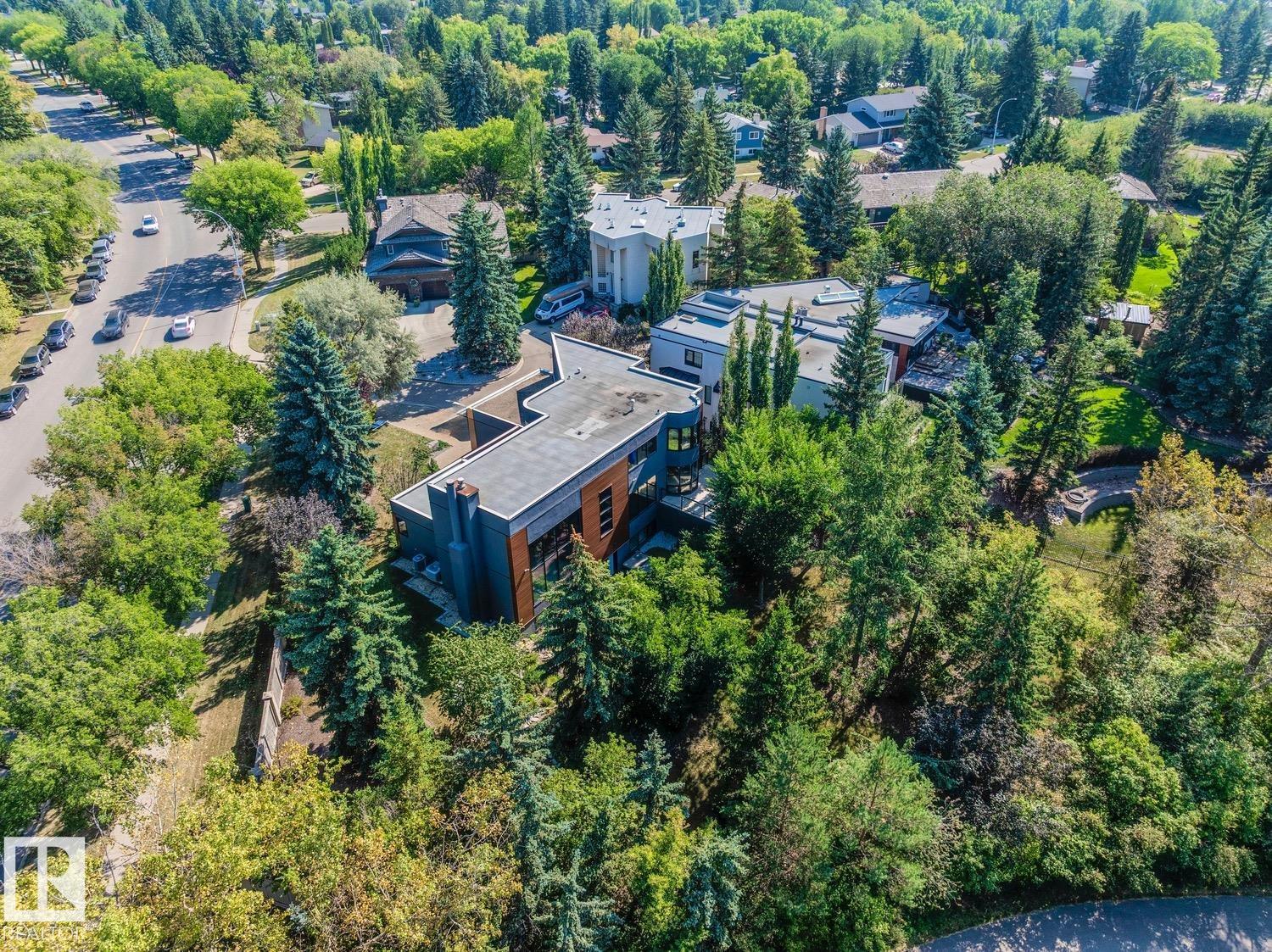 7 PATRICIA PL NW, Edmonton