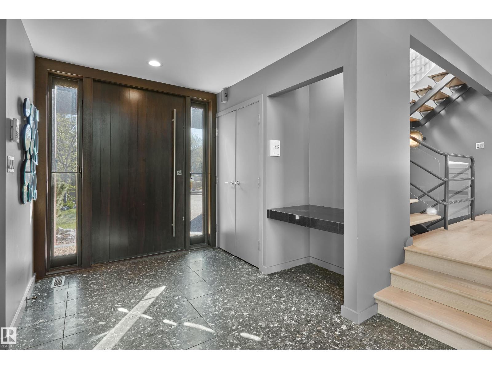 7 PATRICIA PL NW, Edmonton