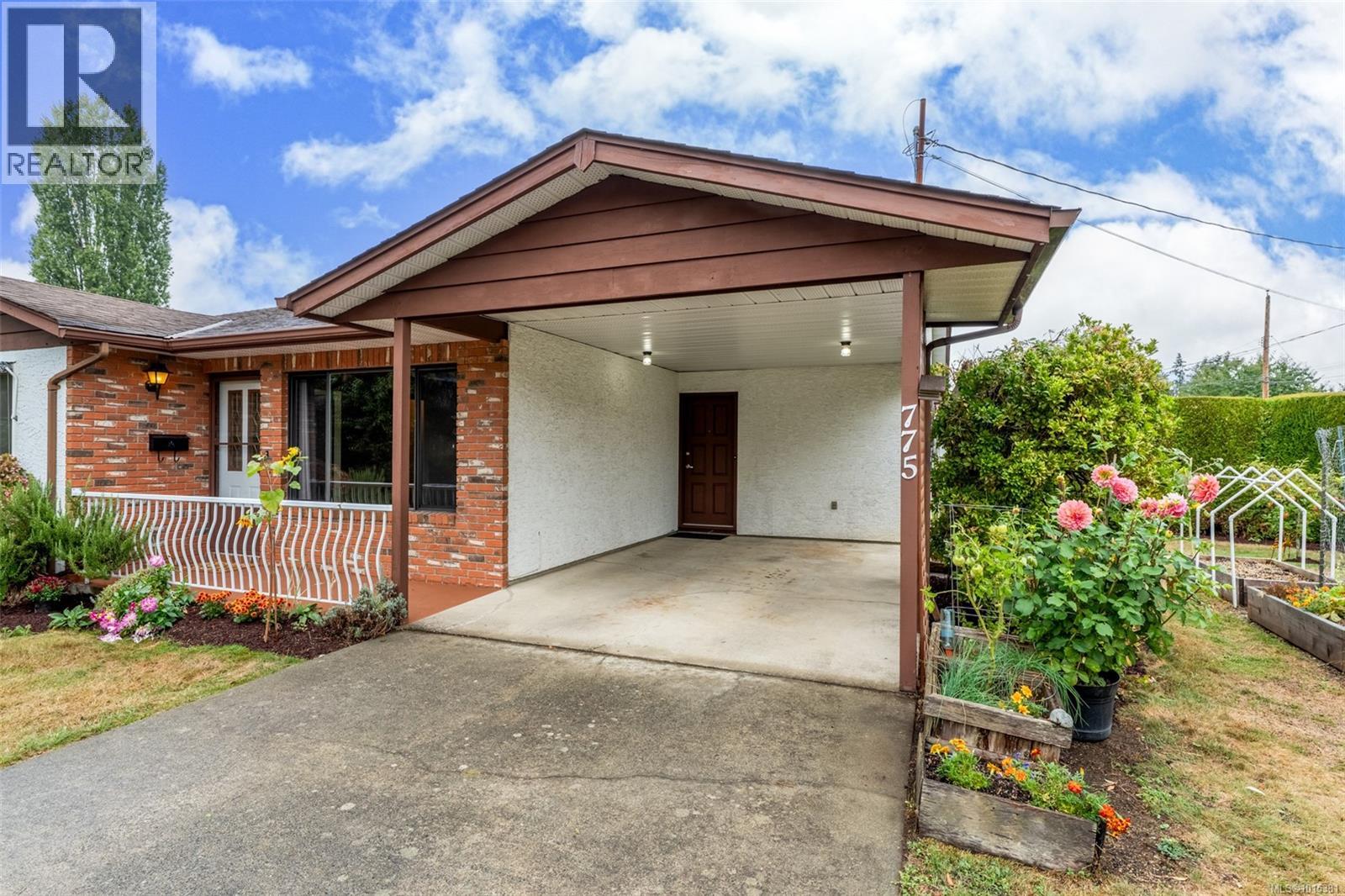 775 Wharncliffe Rd, Duncan