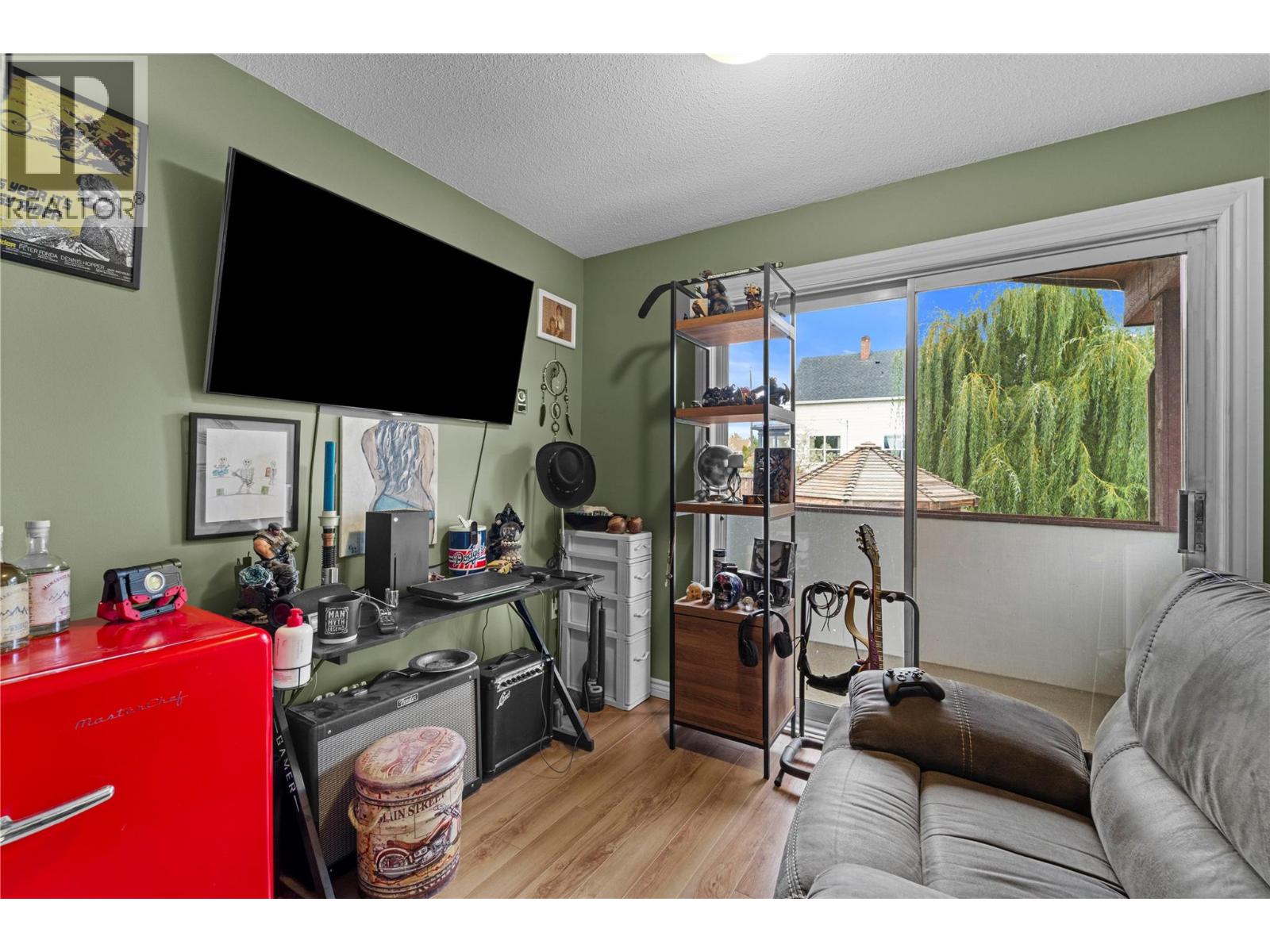 1732 GRANITE Avenue, Merritt