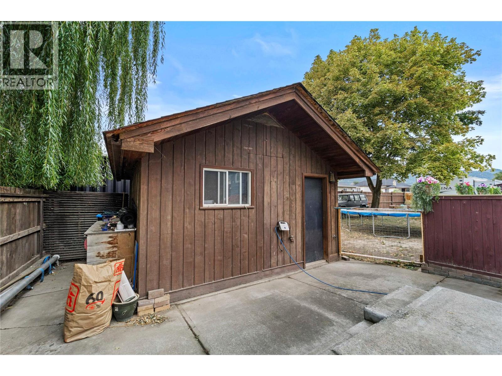 1732 GRANITE Avenue, Merritt