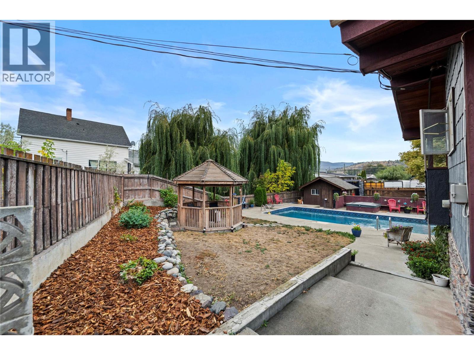 1732 GRANITE Avenue, Merritt