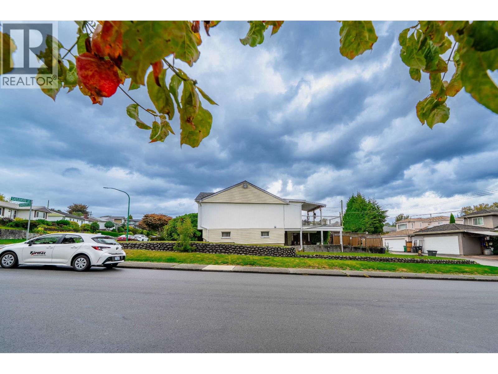 4277 CASTLEWOOD CRESCENT, Burnaby