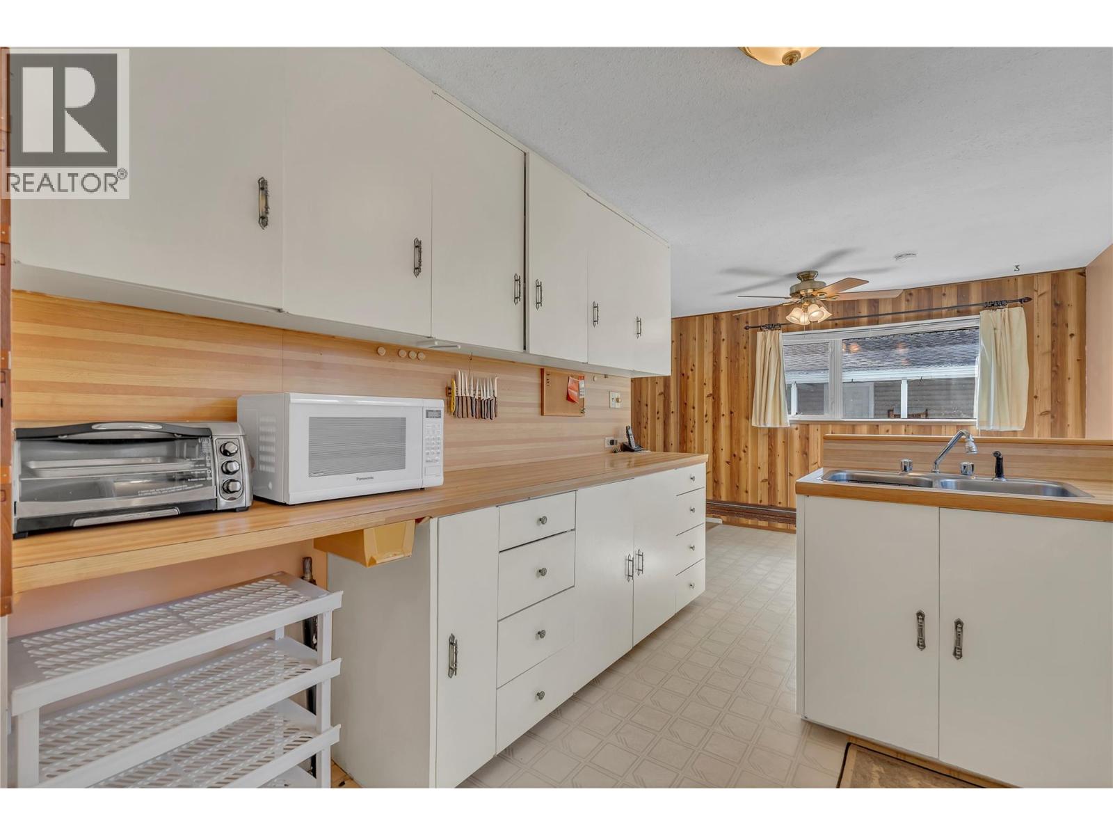  329 Billiter Avenue, Princeton