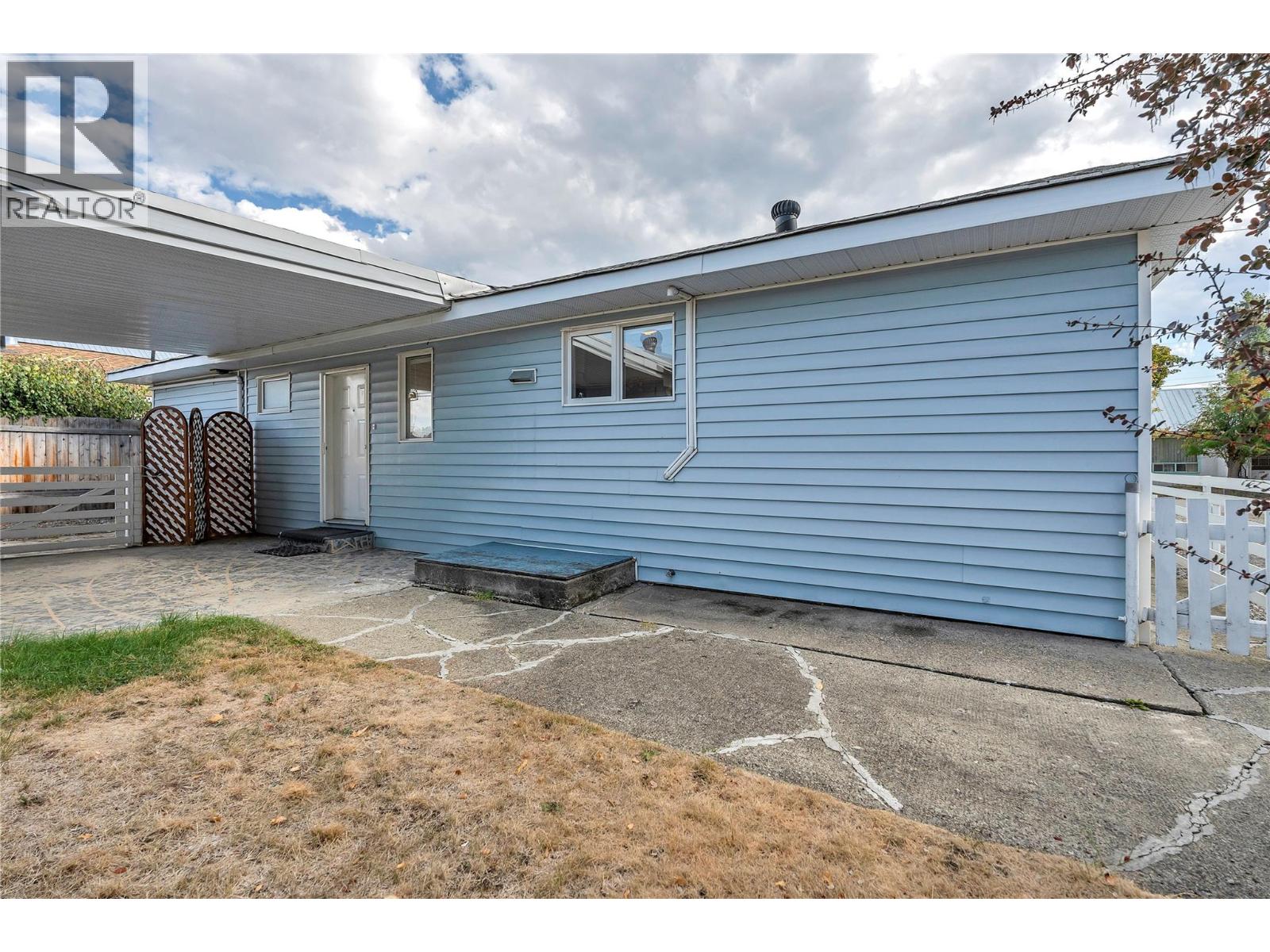  329 Billiter Avenue, Princeton