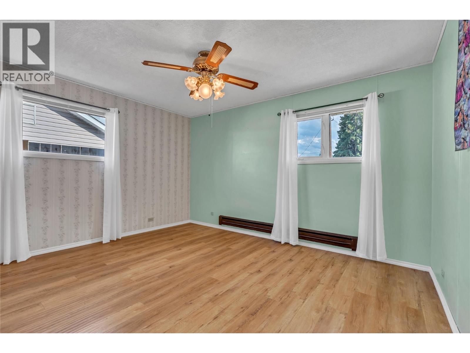  329 Billiter Avenue, Princeton