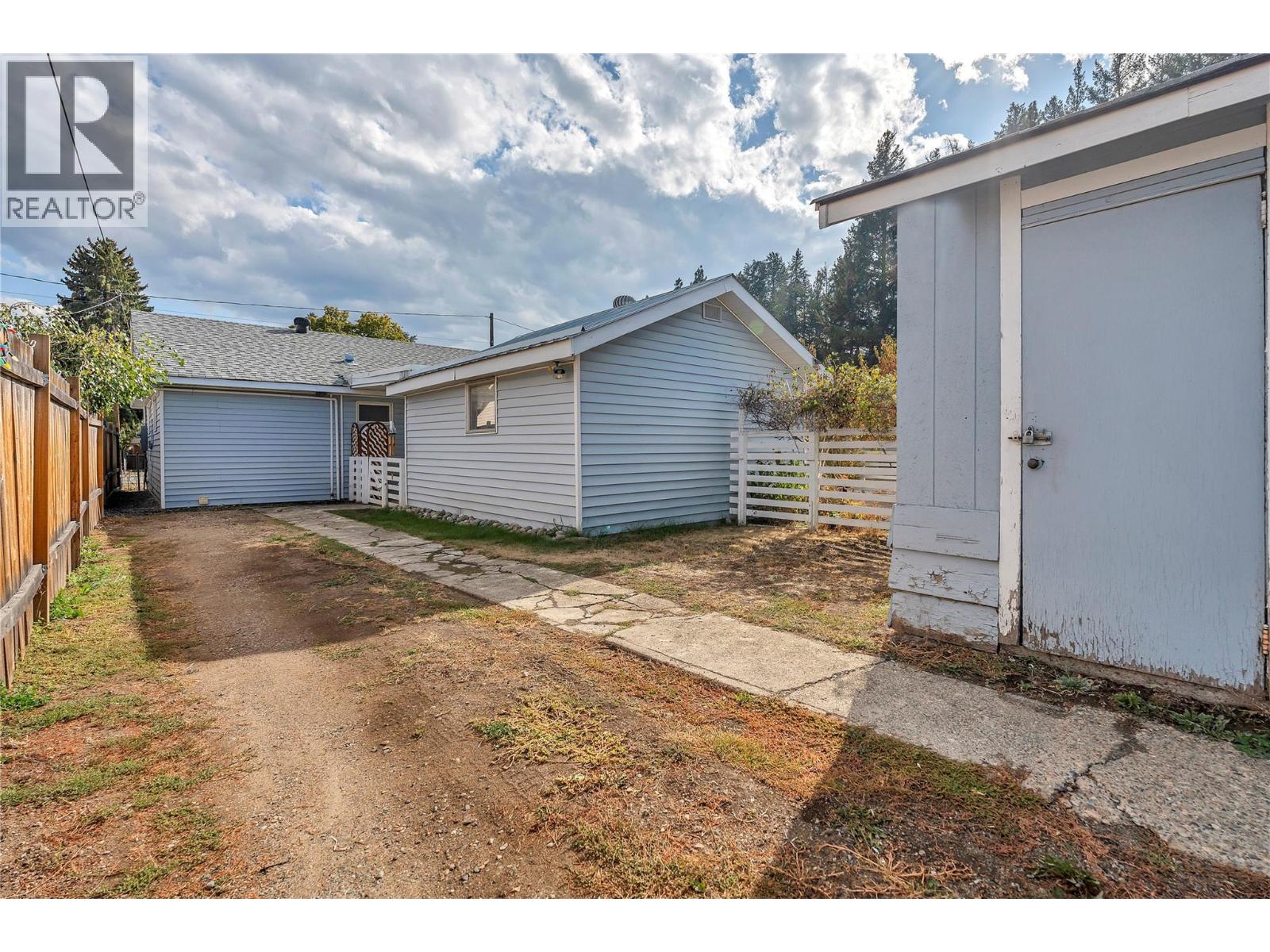  329 Billiter Avenue, Princeton