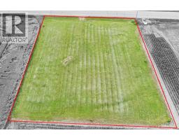 5208 Tecumseh Line, Chatham Kent, ON N0P2L0 Photo 9