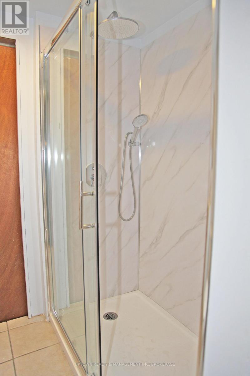 Single Family House for Sale in  HIXON ROAD Hamilton (Rosedale) 