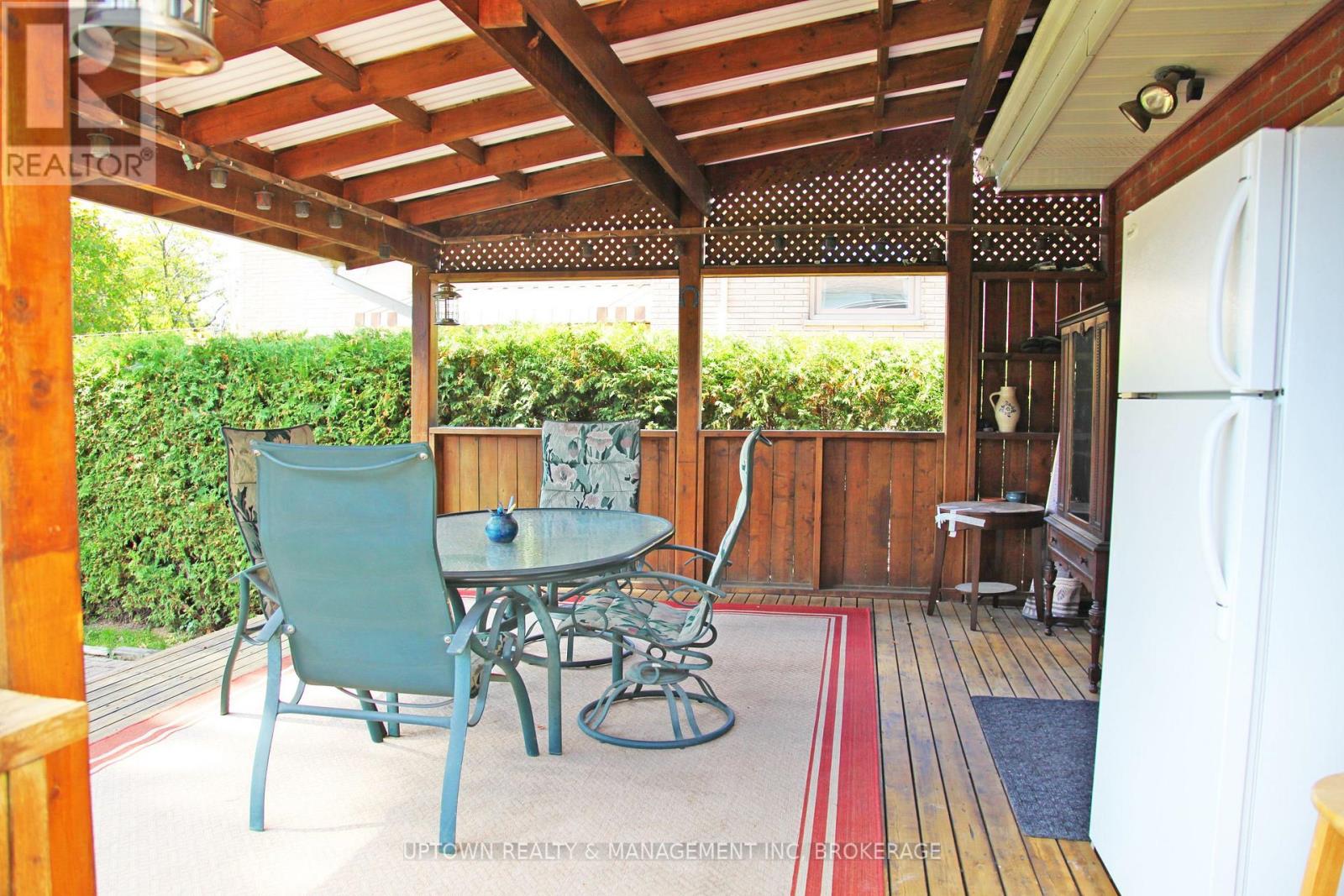 Single Family House for Sale in  HIXON ROAD Hamilton (Rosedale) 