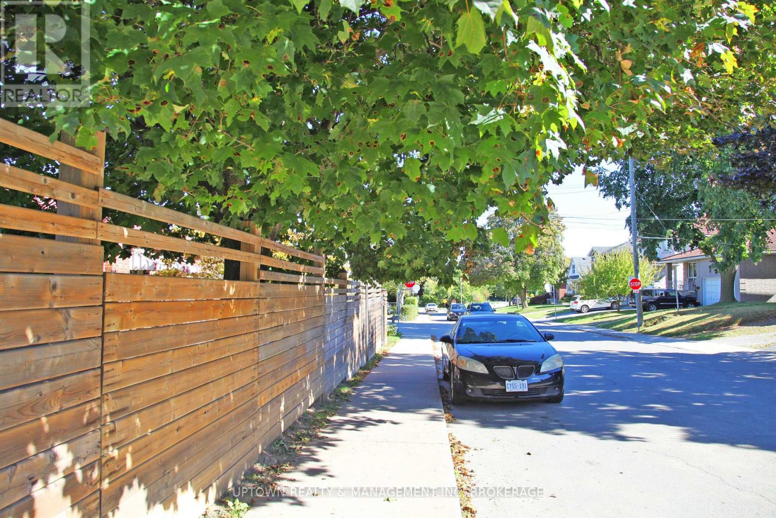 Single Family House for Sale in  HIXON ROAD Hamilton (Rosedale) 