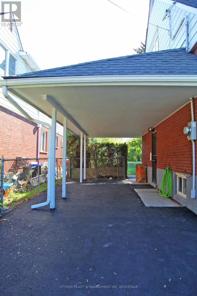 Single Family House for Sale in  HIXON ROAD Hamilton (Rosedale) 