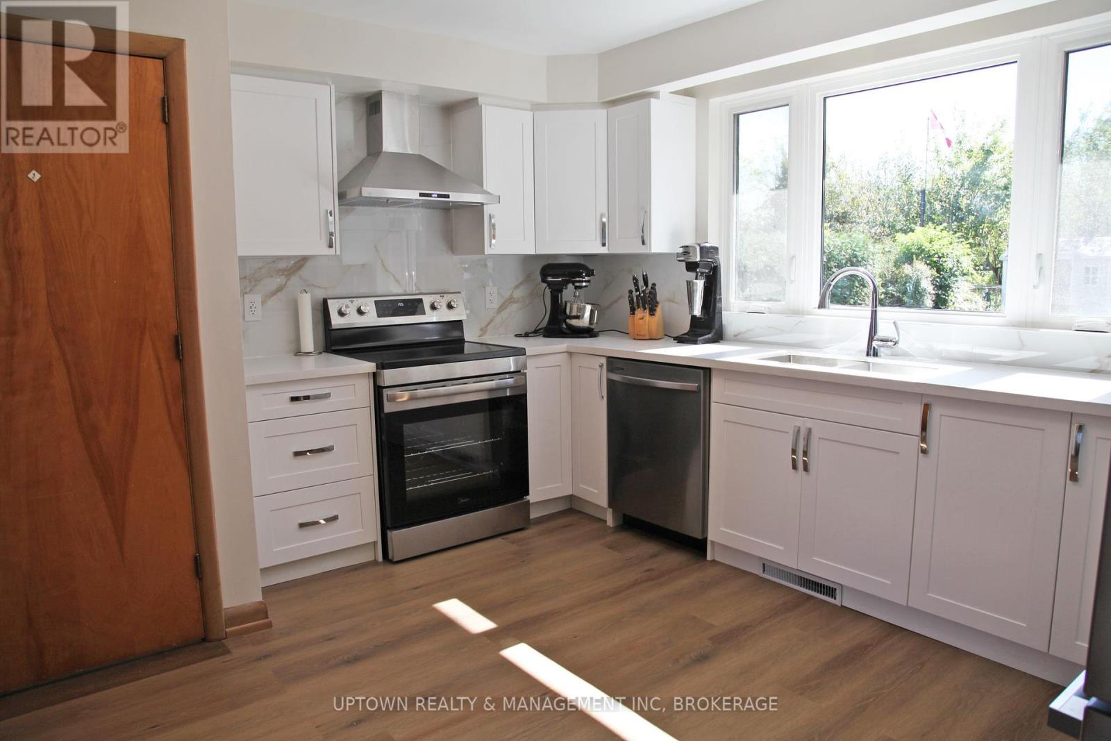 Single Family House for Sale in  HIXON ROAD Hamilton (Rosedale) 