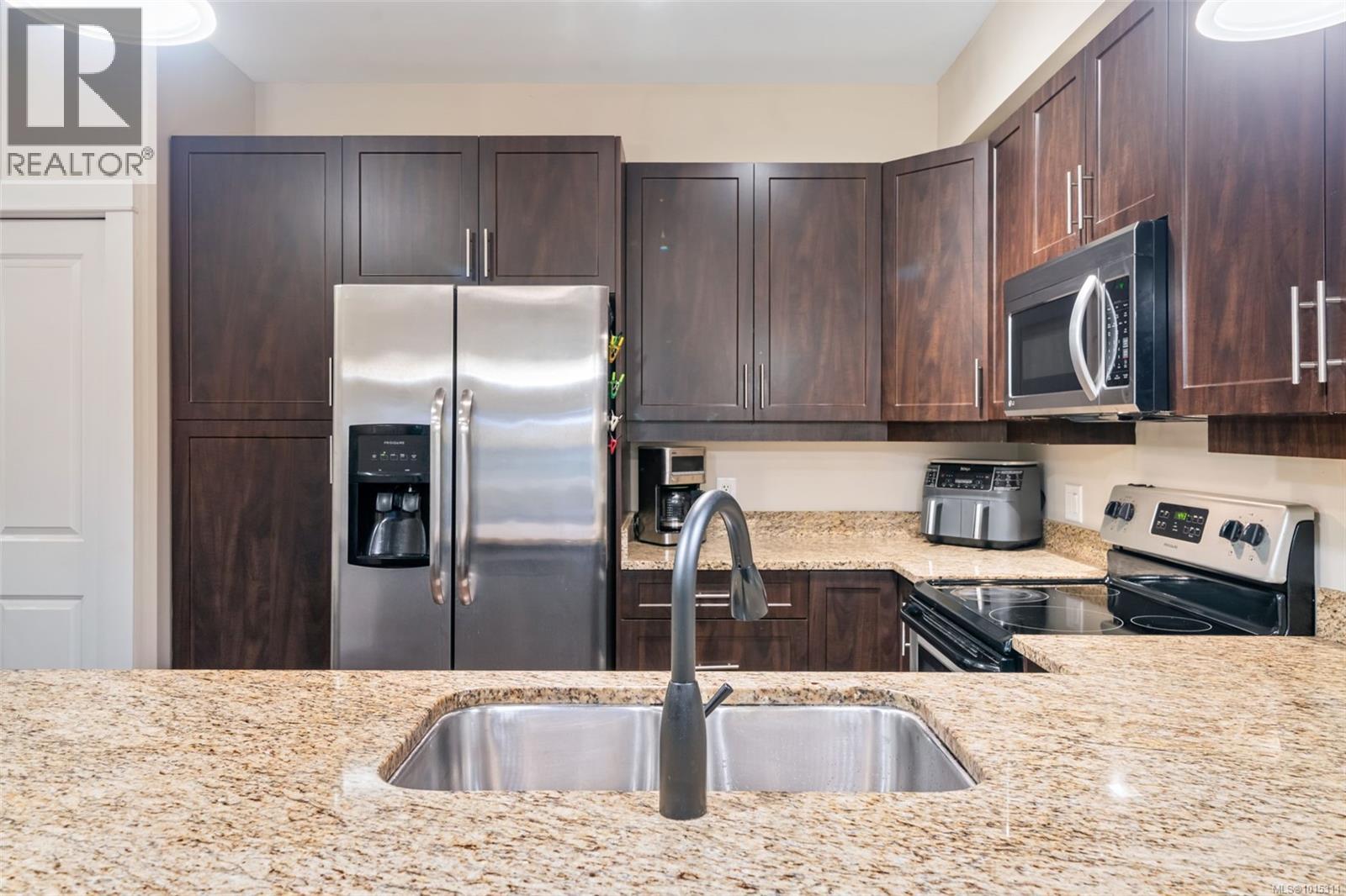 113 938 Dunford Avenue, Langford