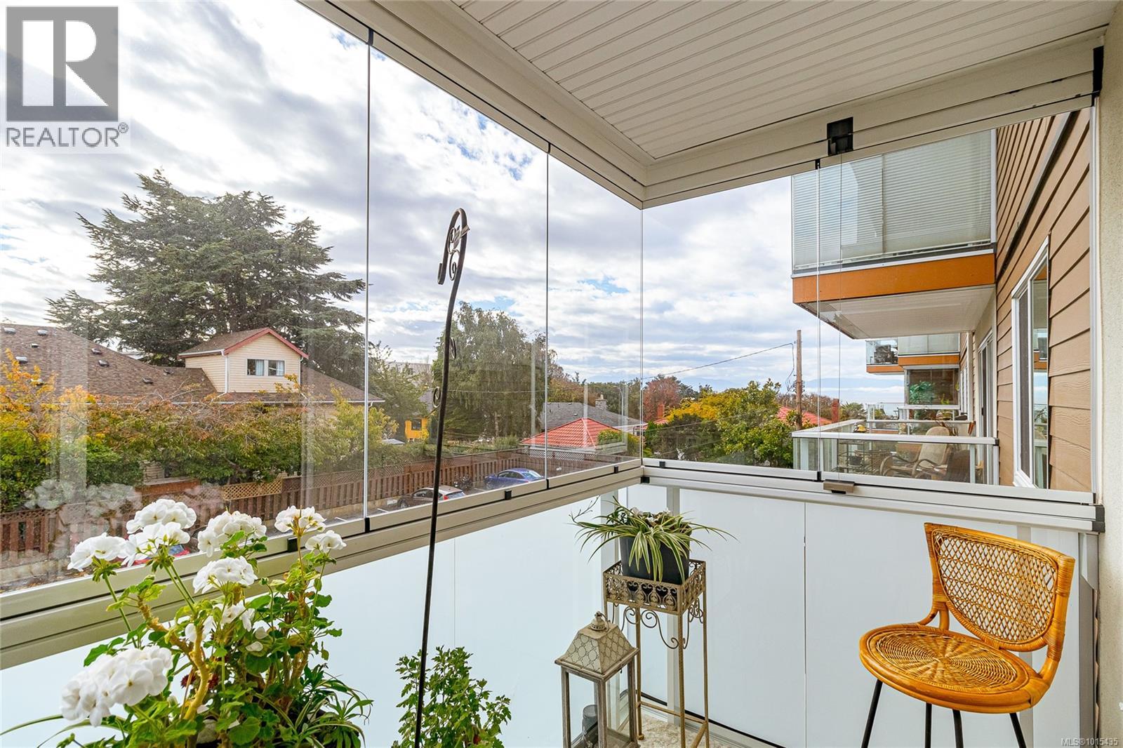 312 25 Government Street, Victoria