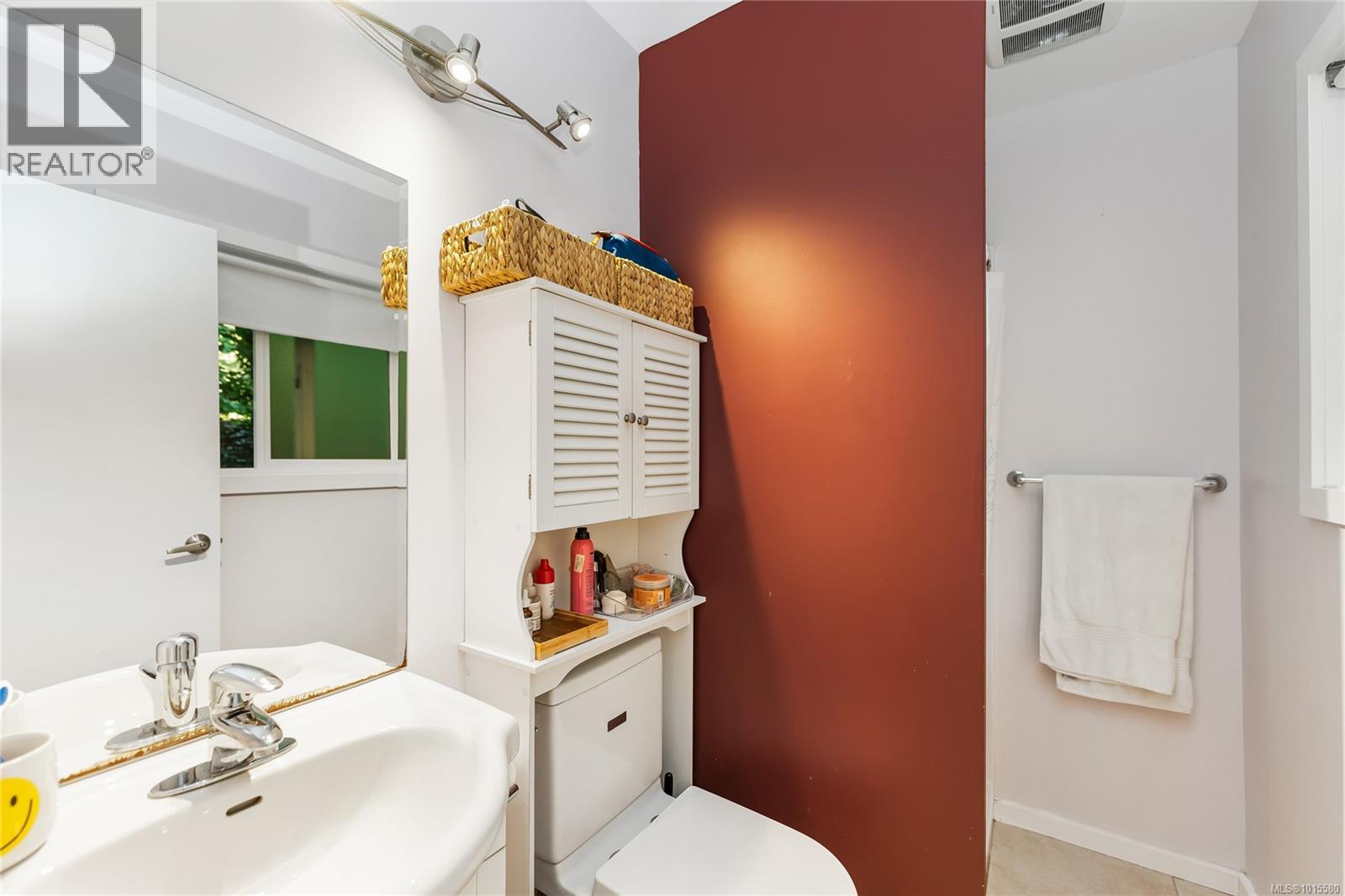  5222 Beckton Road, Saanich