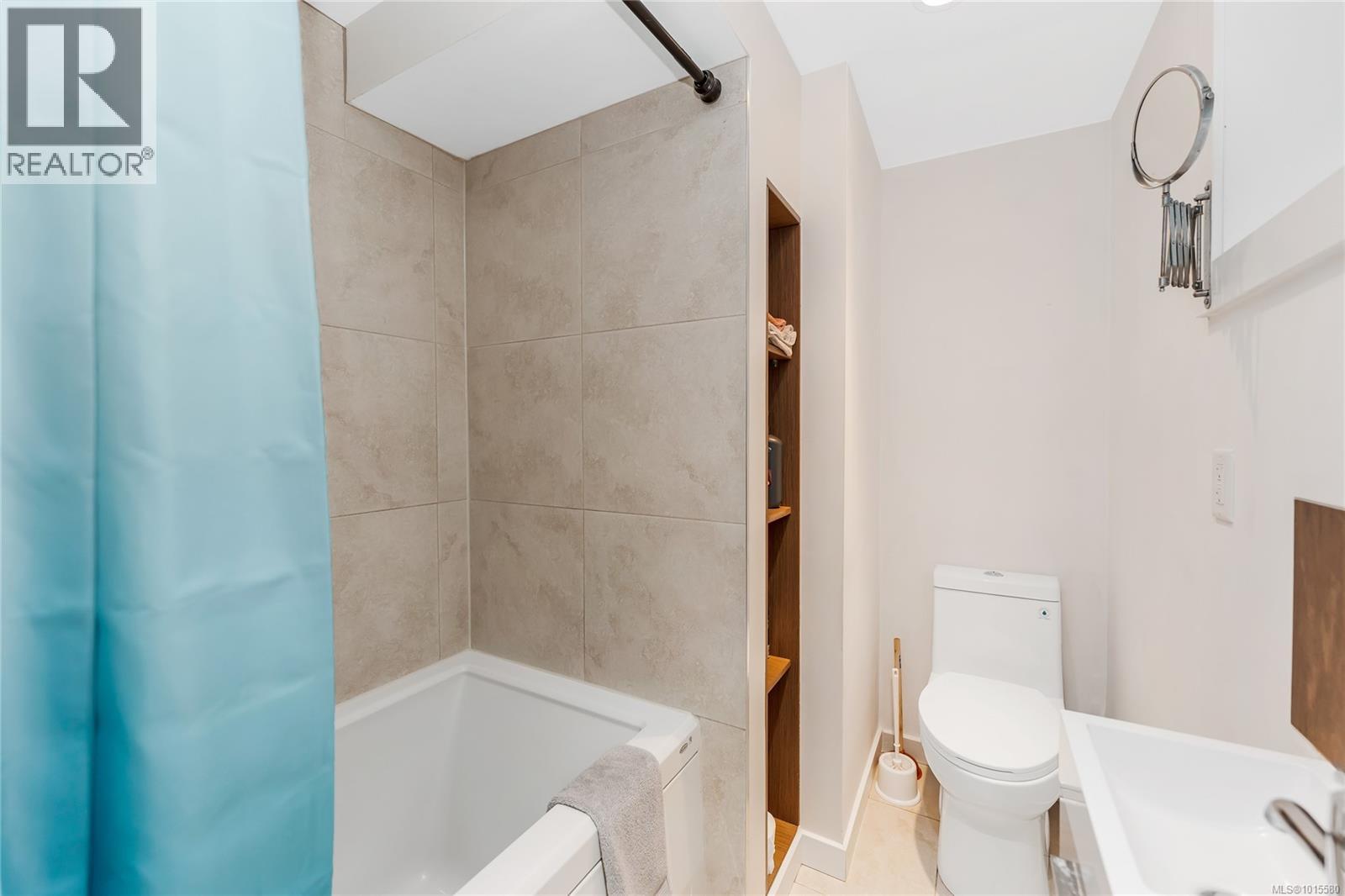 5222 Beckton Road, Saanich