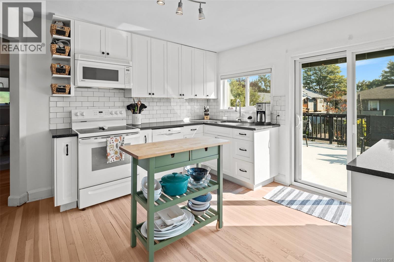 2701 Forbes St, Victoria