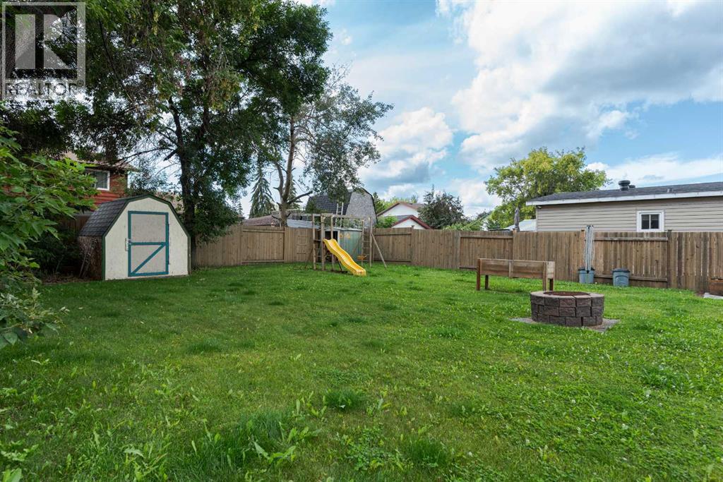 156 Cowley Bay, Fort McMurray