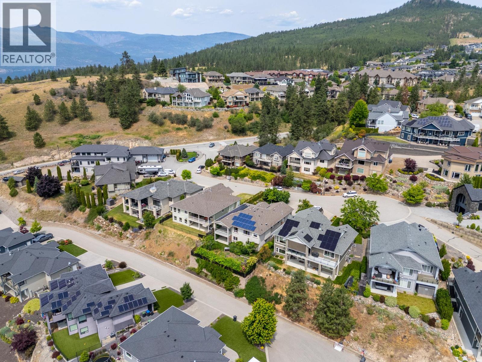 2591 Lake Breeze Court, Lake Country