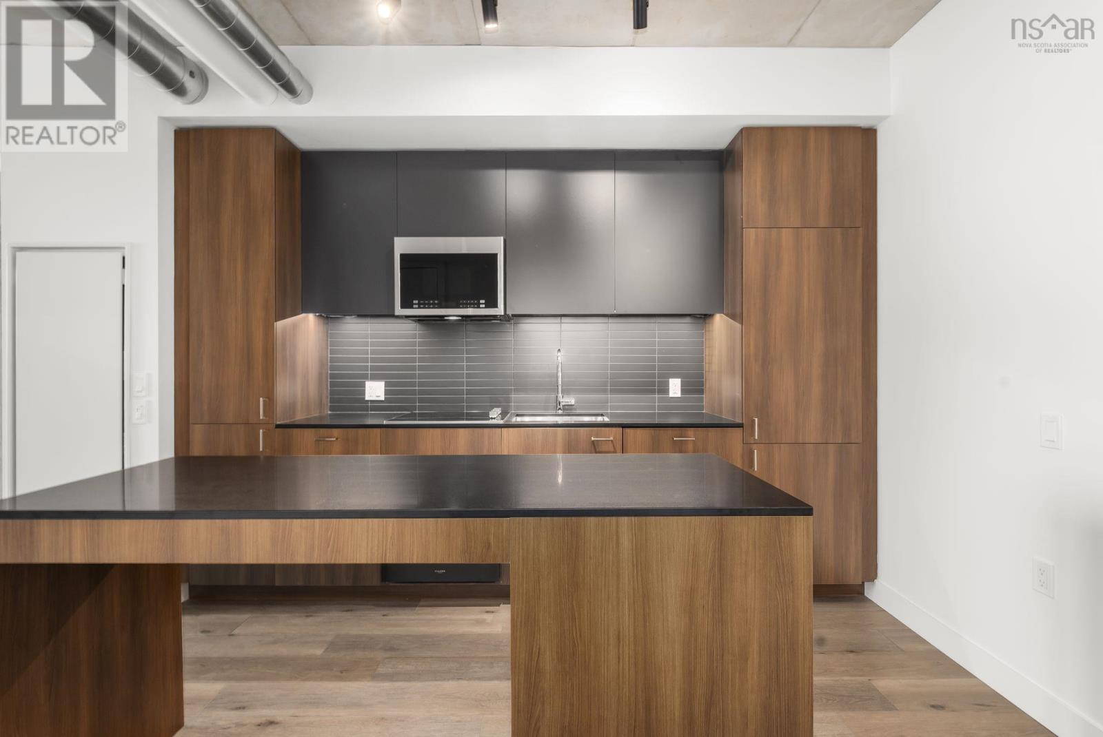 Property 6 of 35 of 608 5511 Bilby Street