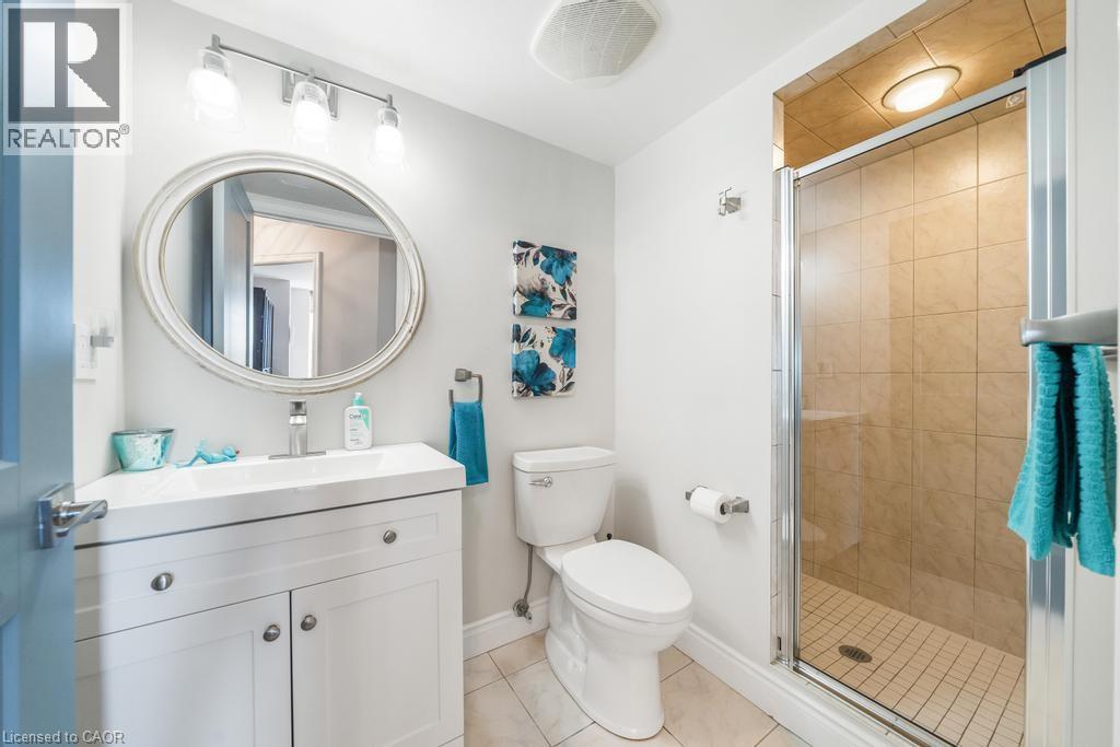 #1101 442 MAPLE AVENUE - 32