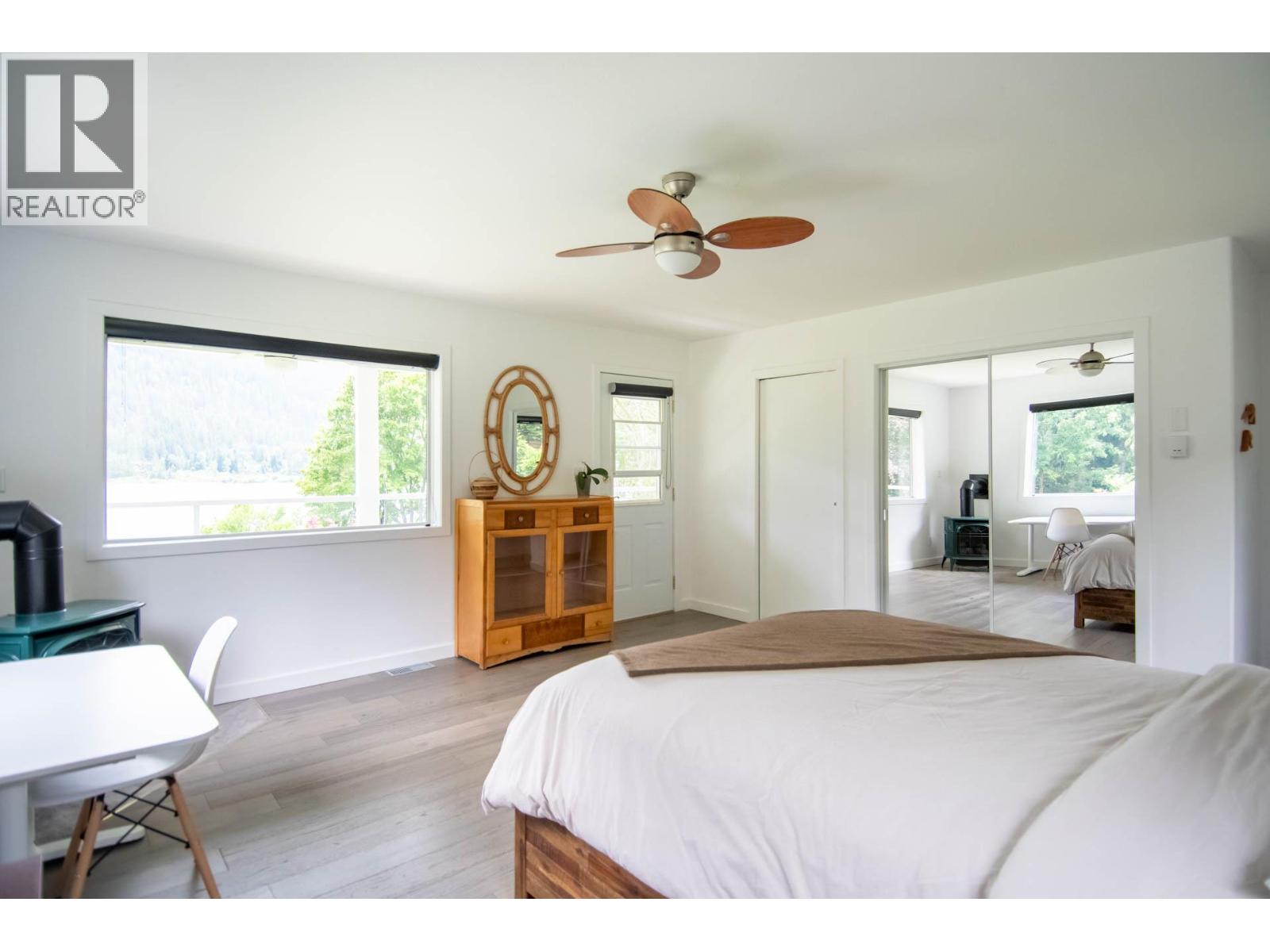 4161 HEROUX Road, Nelson