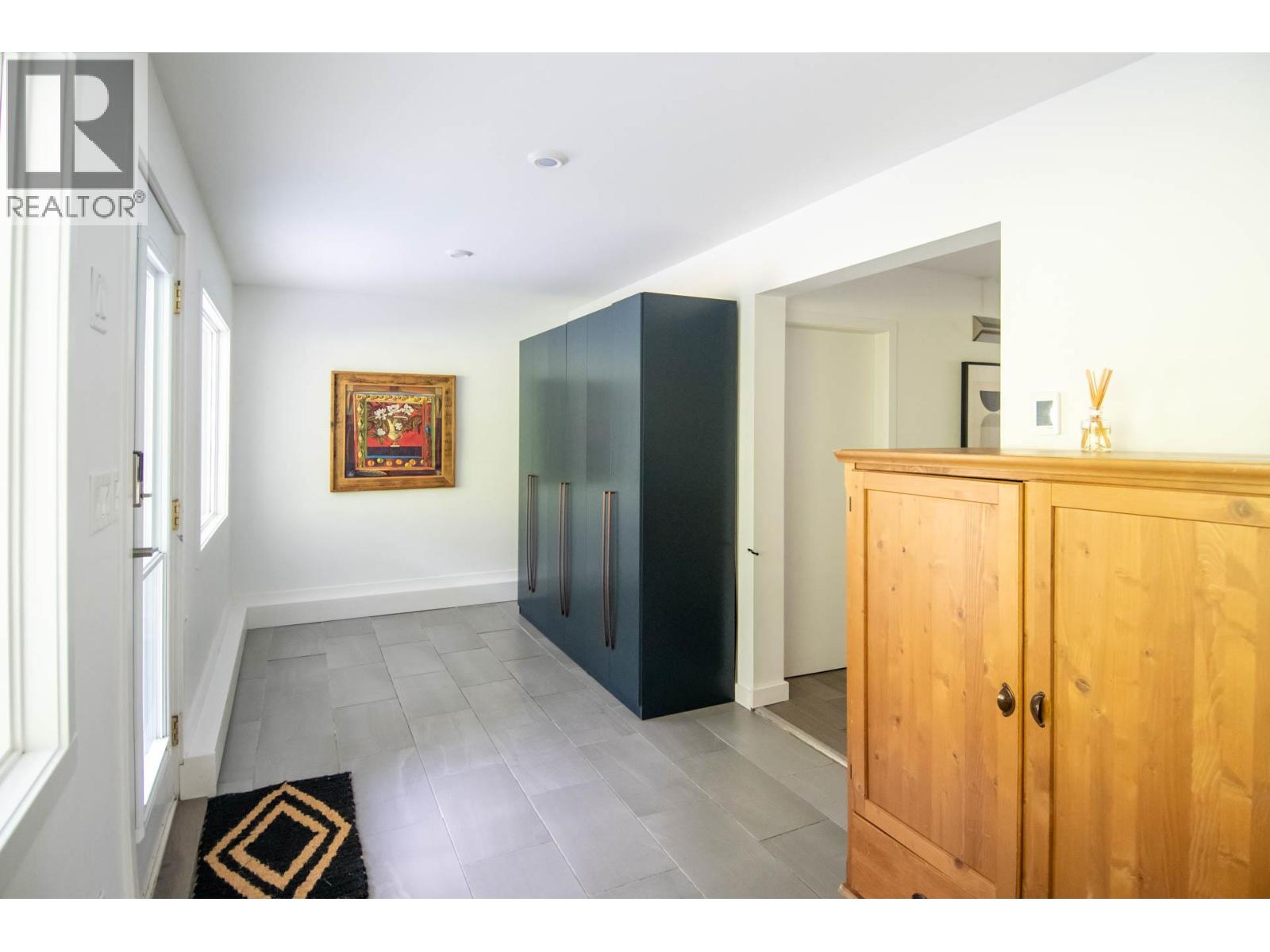 4161 HEROUX Road, Nelson