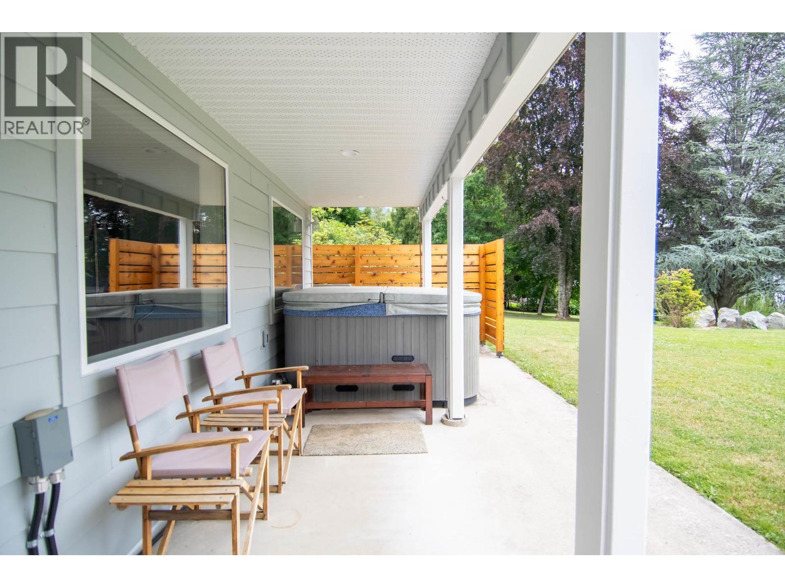 4161 HEROUX Road, Nelson