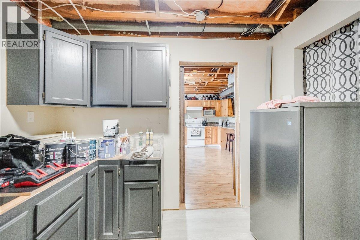 2621 10th Avenue, Castlegar