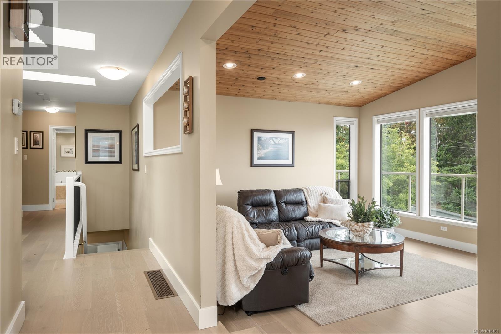 5750 Norasea Rd, Nanaimo