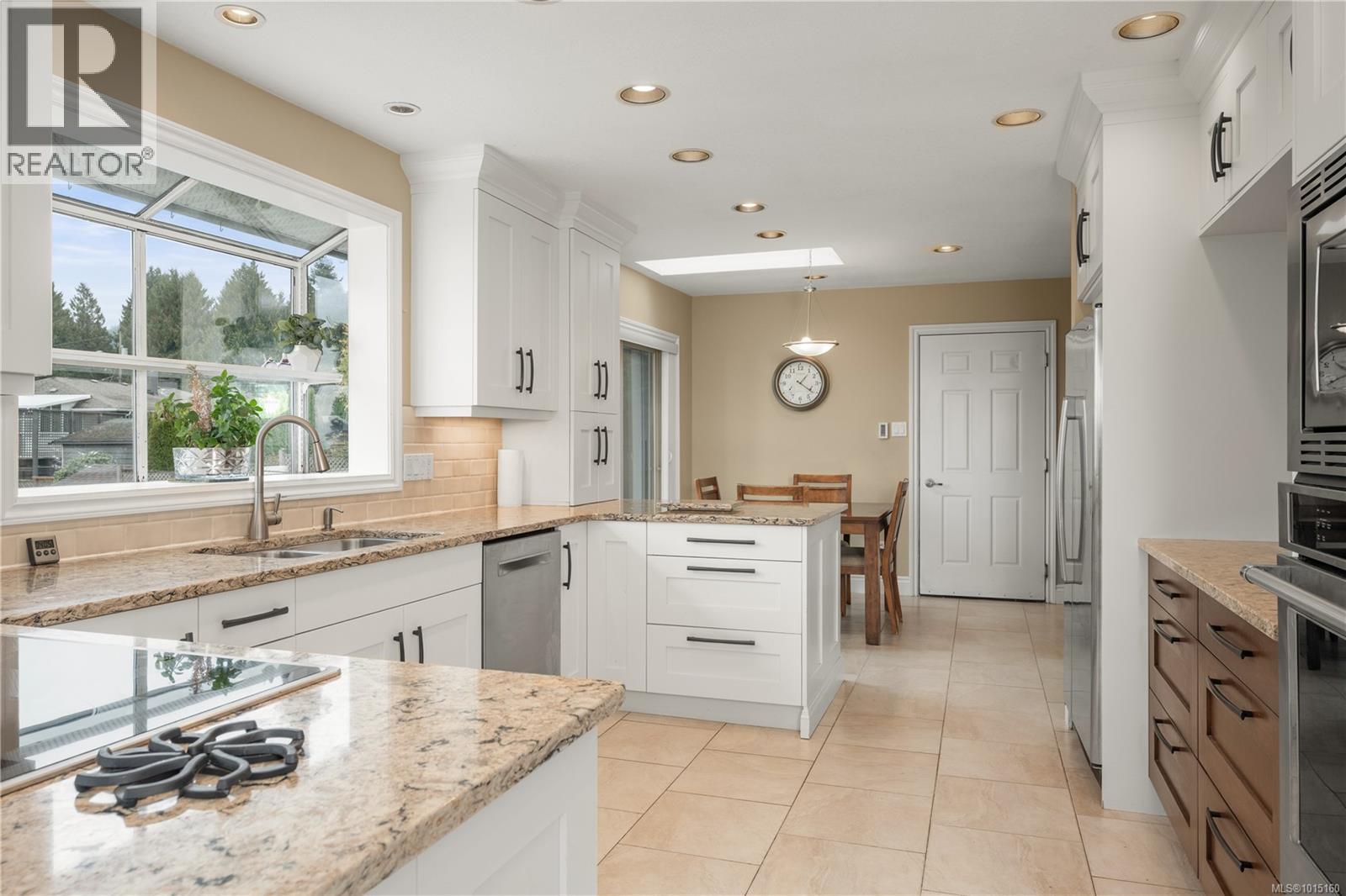 5750 Norasea Rd, Nanaimo