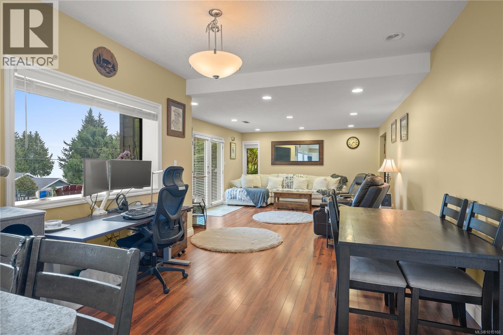 5750 Norasea Rd, Nanaimo