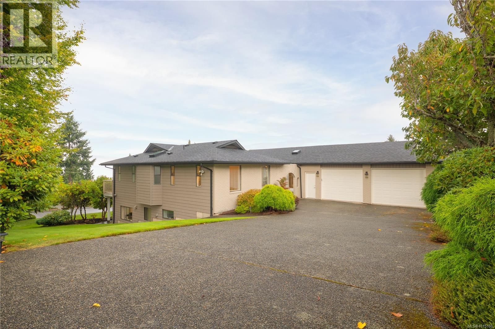 5750 Norasea Rd, Nanaimo