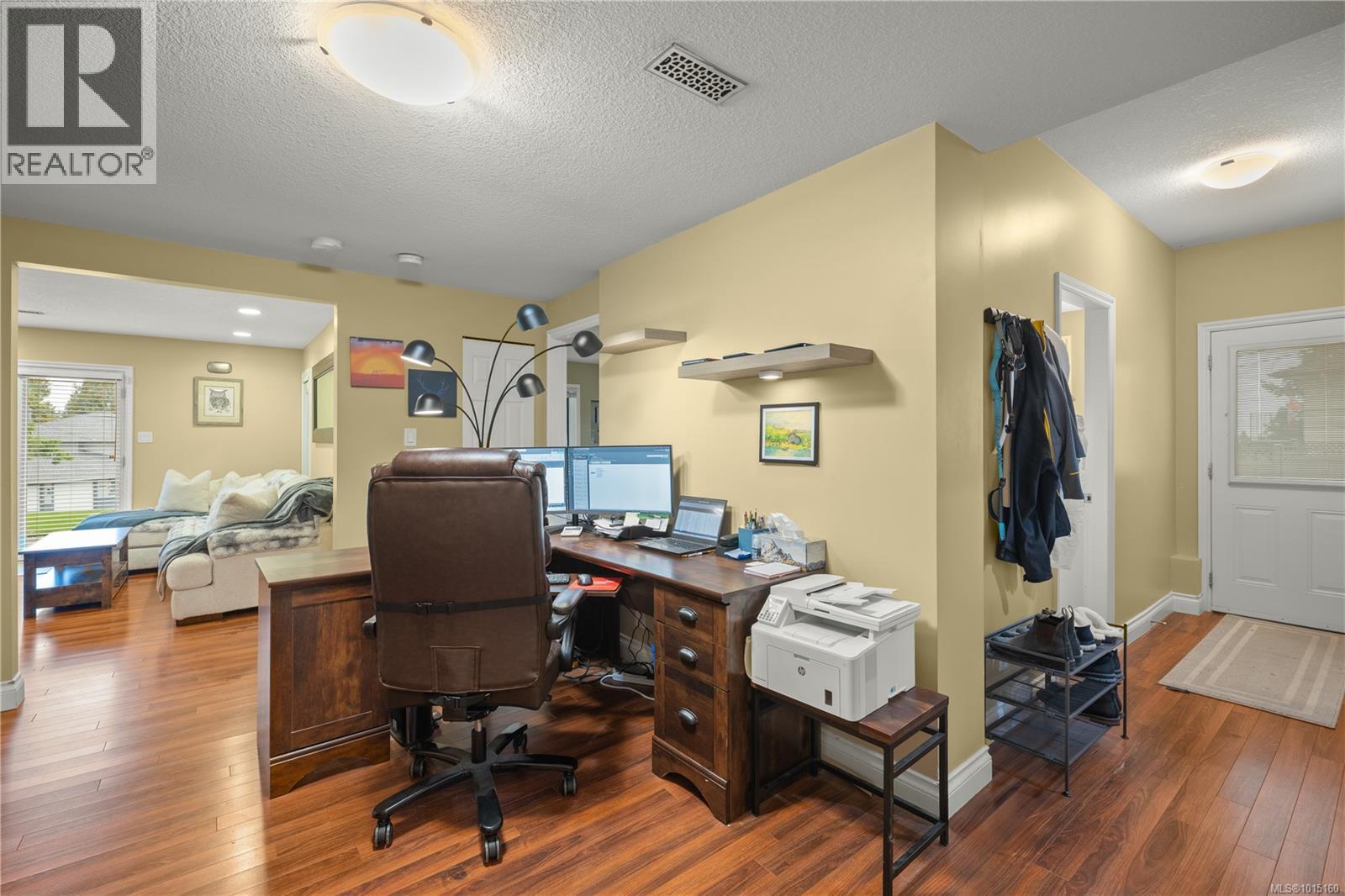 5750 Norasea Rd, Nanaimo