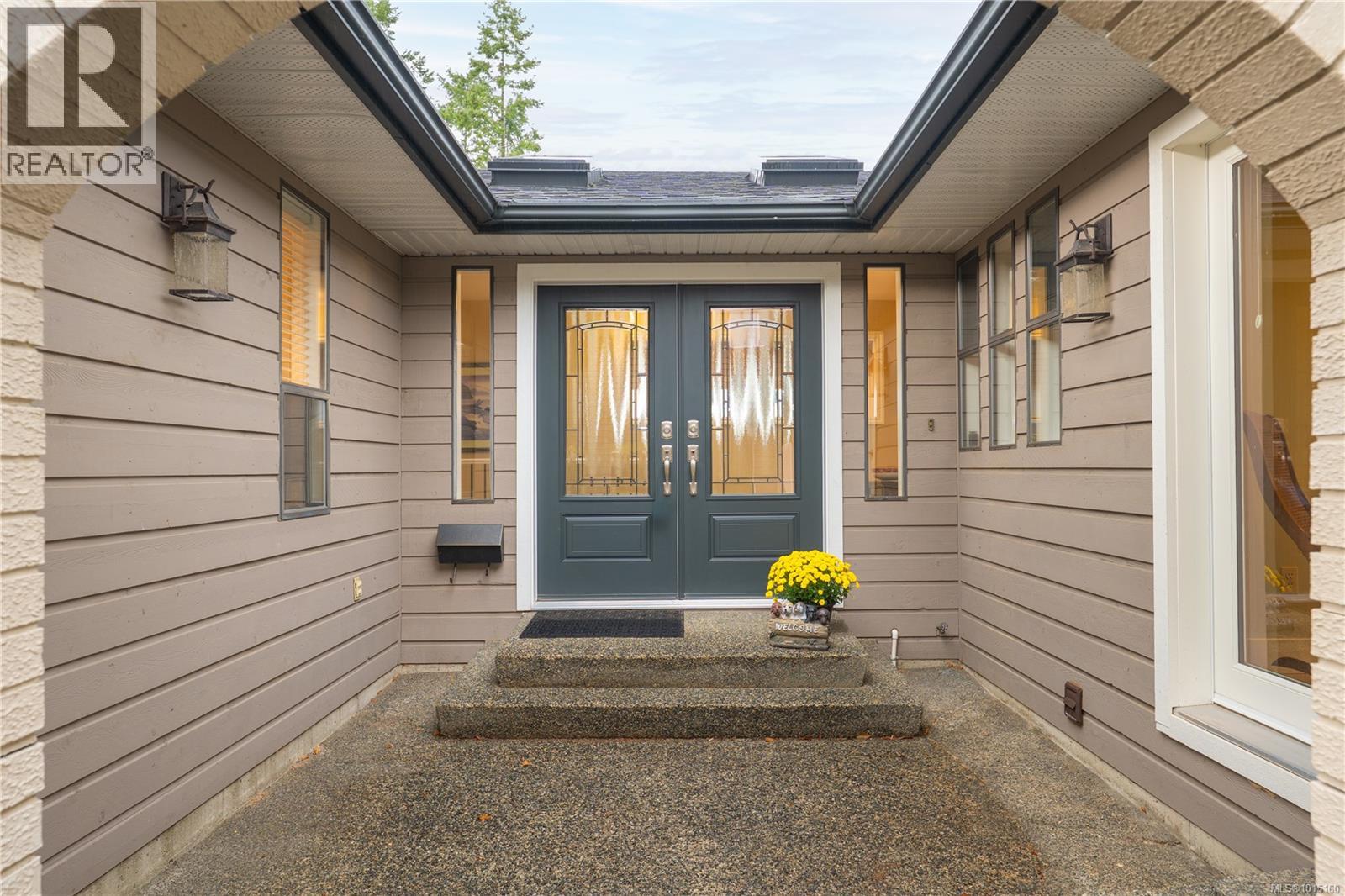 5750 Norasea Rd, Nanaimo