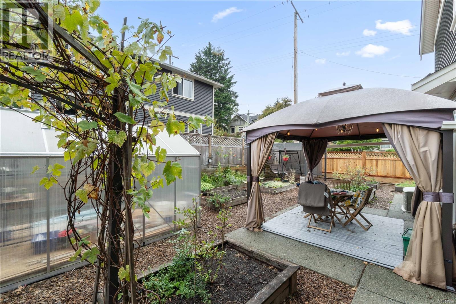509 Pine St, Nanaimo