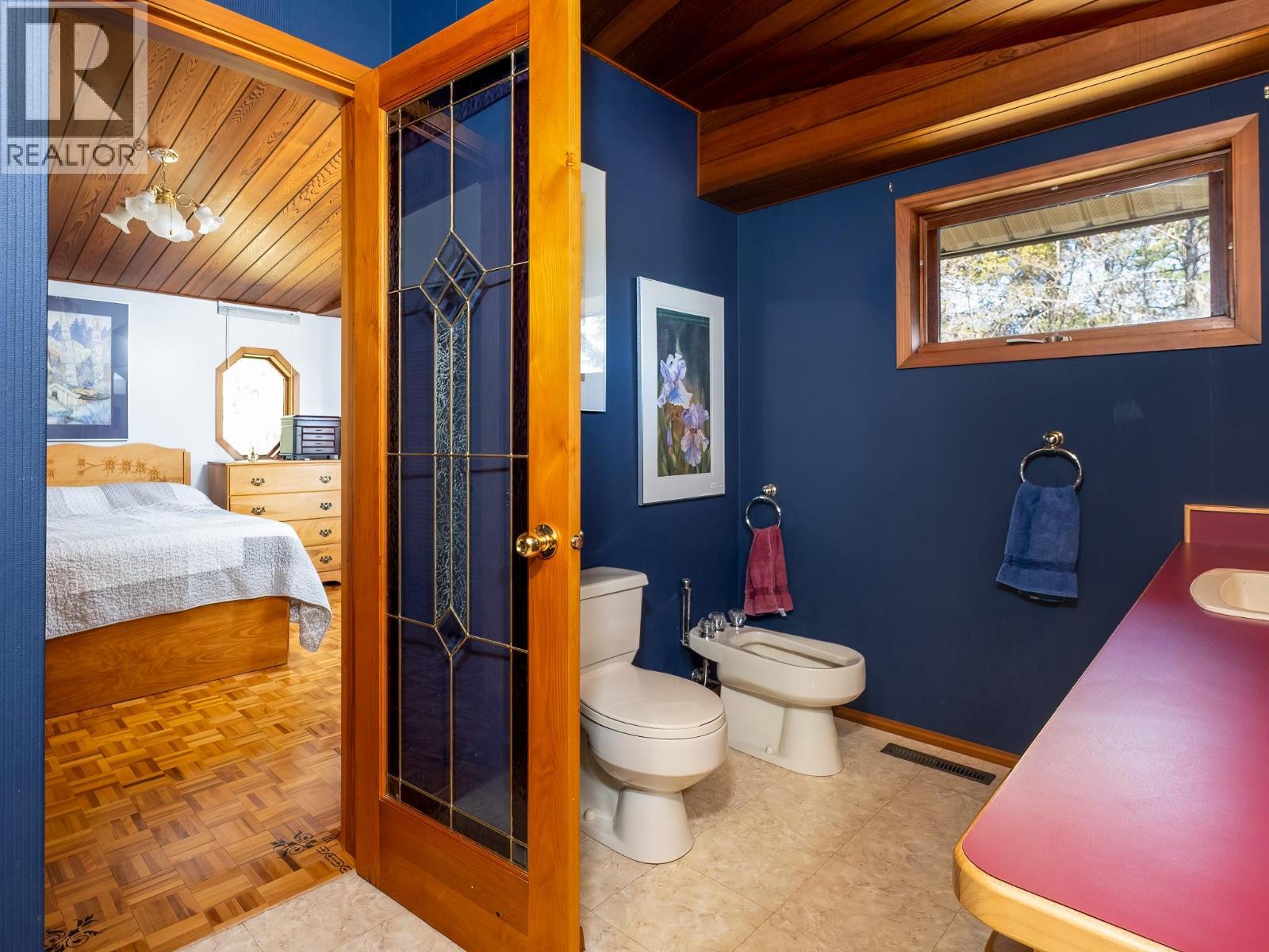 1750 Phoenix Avenue, Rossland