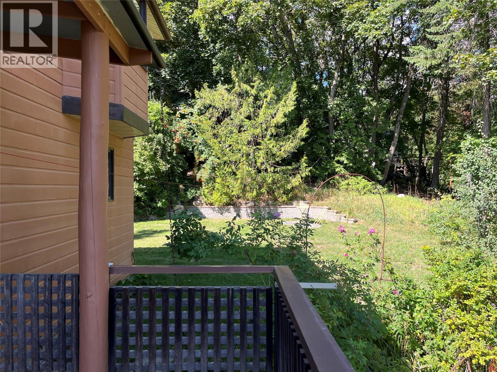1750 Phoenix Avenue, Rossland