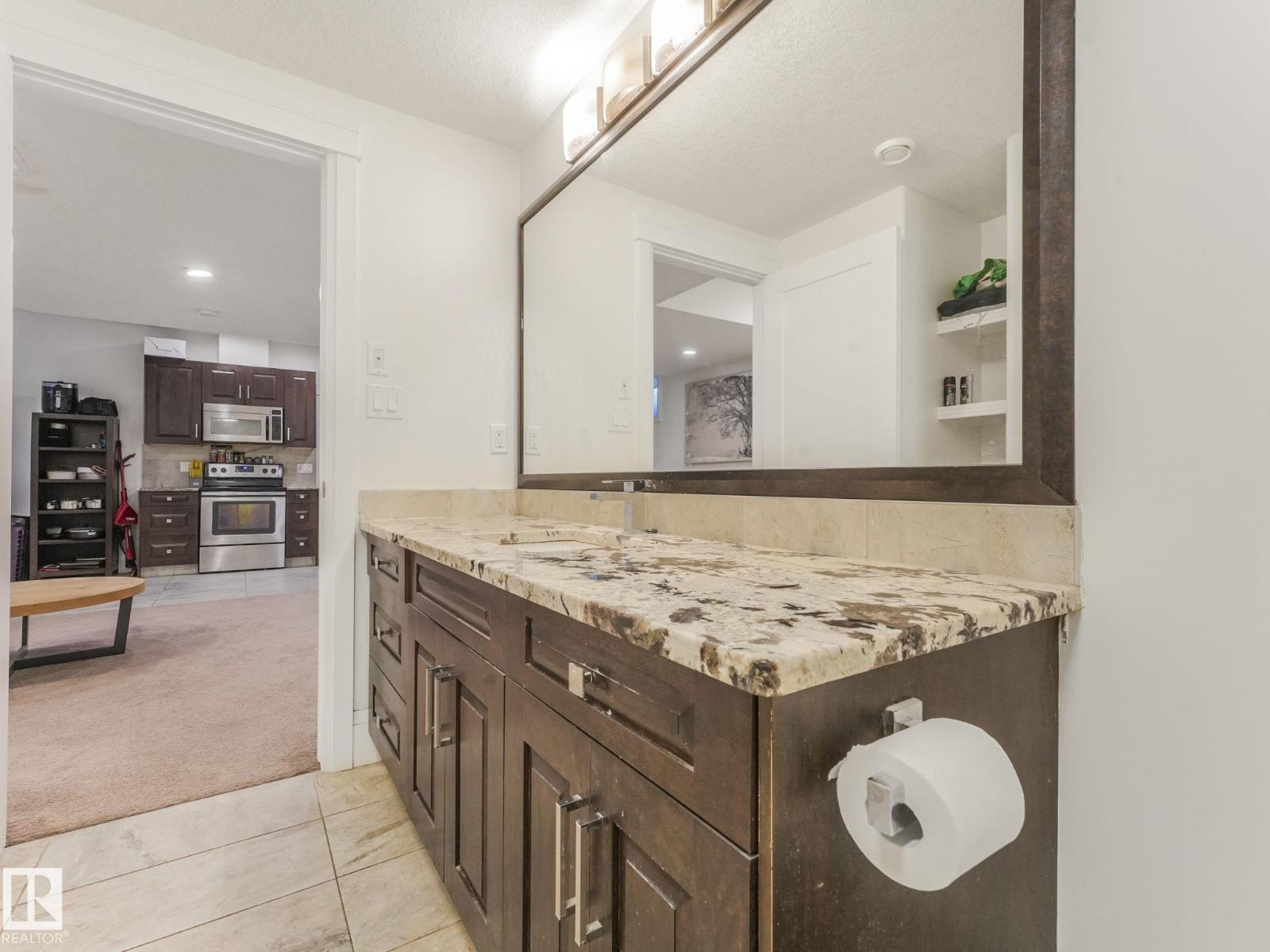 10821 128 ST NW, Edmonton