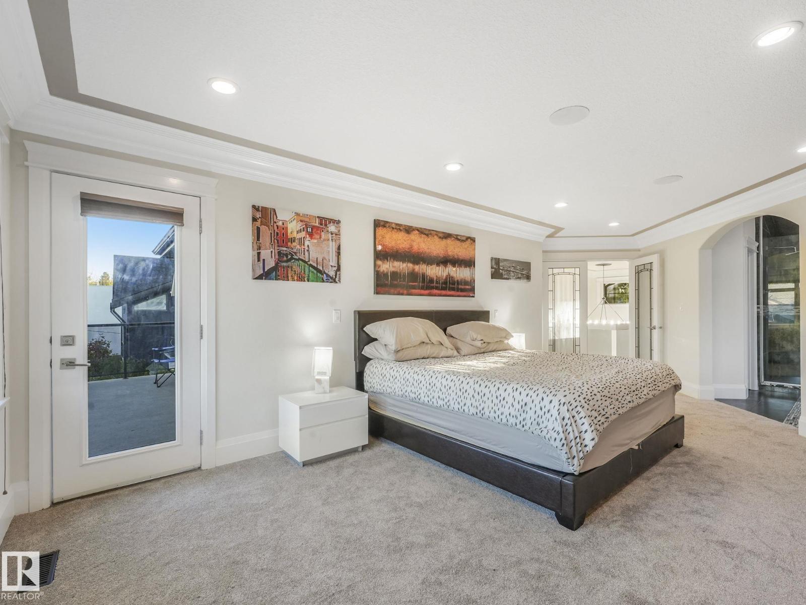 10821 128 ST NW, Edmonton