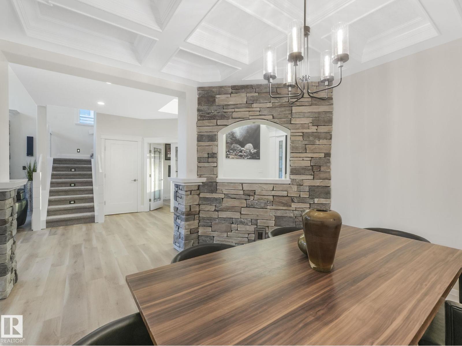 10821 128 ST NW, Edmonton